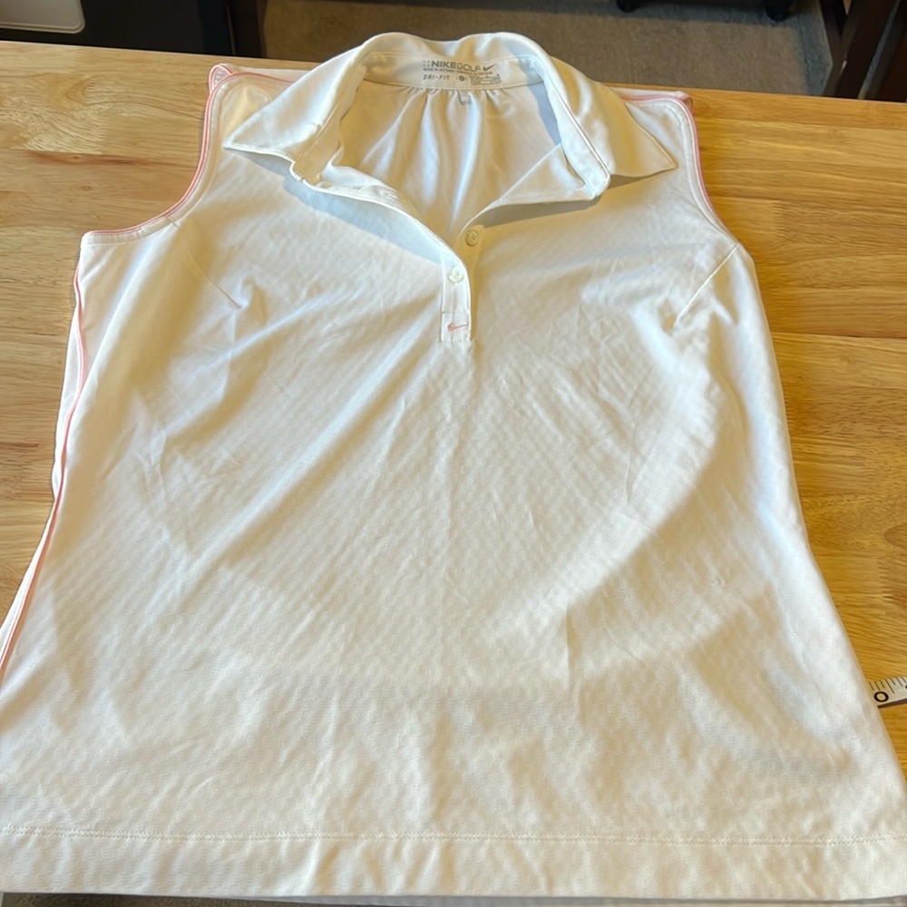 Women’s Nike golf tank